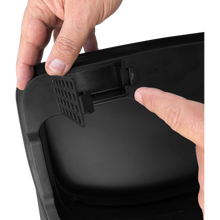 Cargar imagen en el visor de la galería, CESTO METALICO 55 LT C/SENSOR GRIS METÁLICO