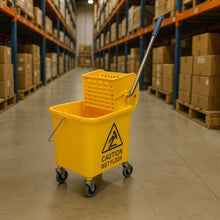 Cargar imagen en el visor de la galería, CUBETA 20 LT C/DIVISOR Y EXPRIMIDOR